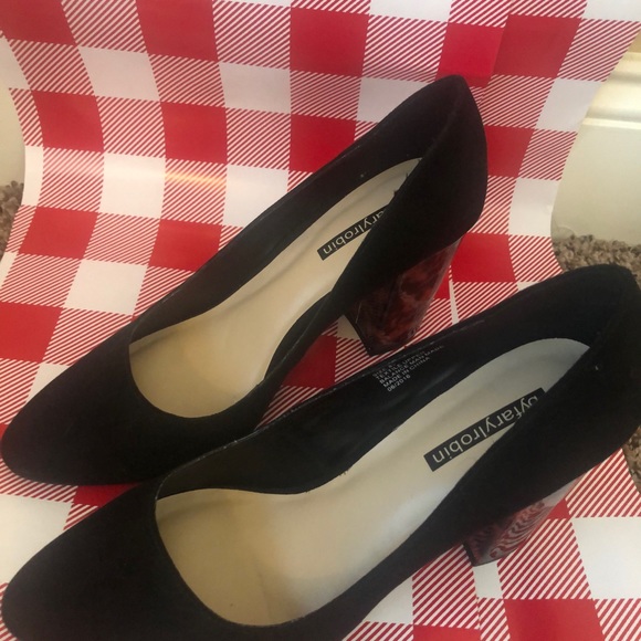 Women’s fern microsuede high block heel pumps - Picture 2 of 5